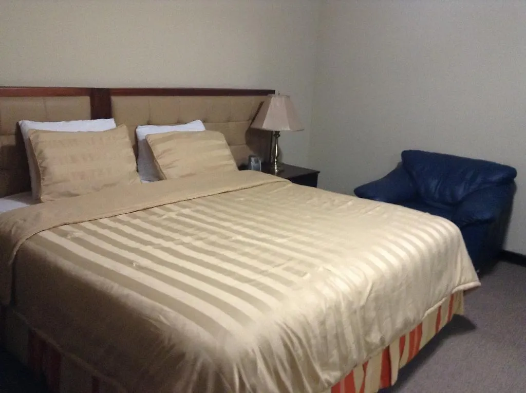 **  S.J. Suites Hotel San Juan Portoriko